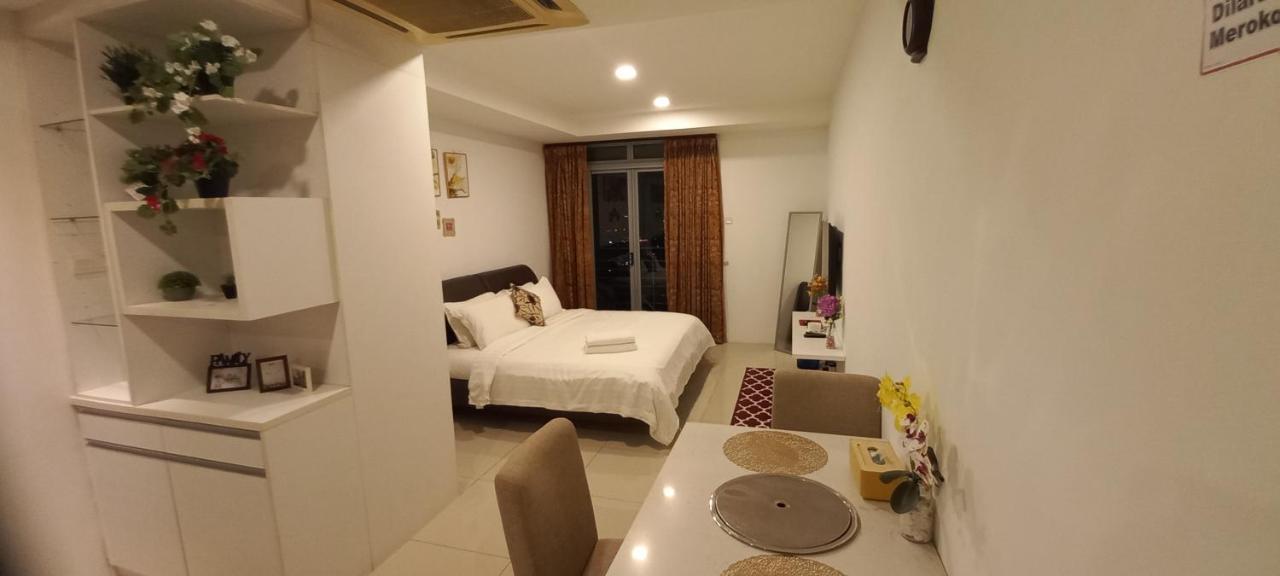 Taragon Bbcc Apartment Kuala Lumpur Bagian luar foto