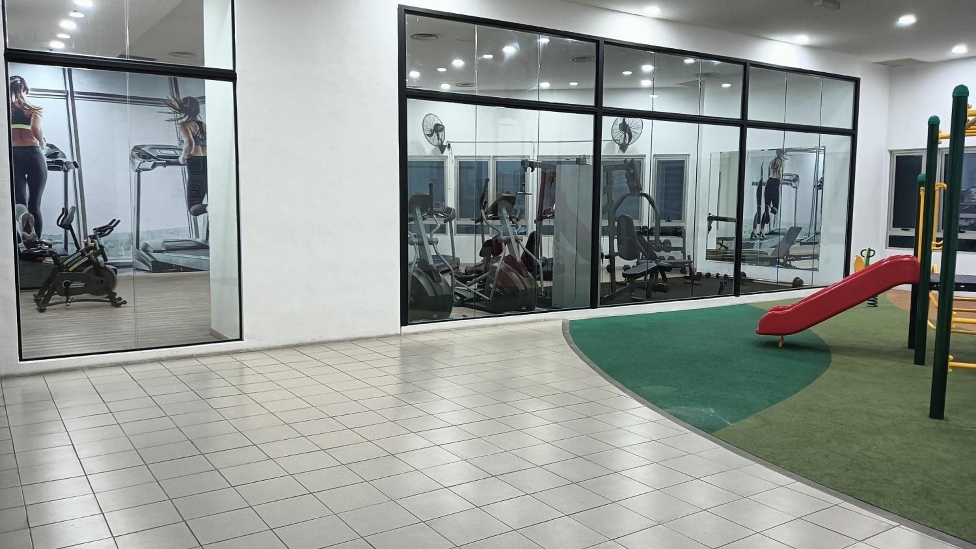 Taragon Bbcc Apartment Kuala Lumpur Bagian luar foto